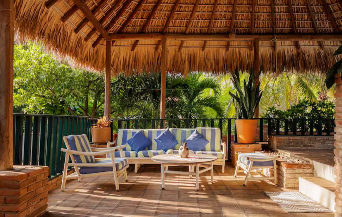 Casa Loma | Classic Mexican Home with 5 bedroom home with private pool & palapa