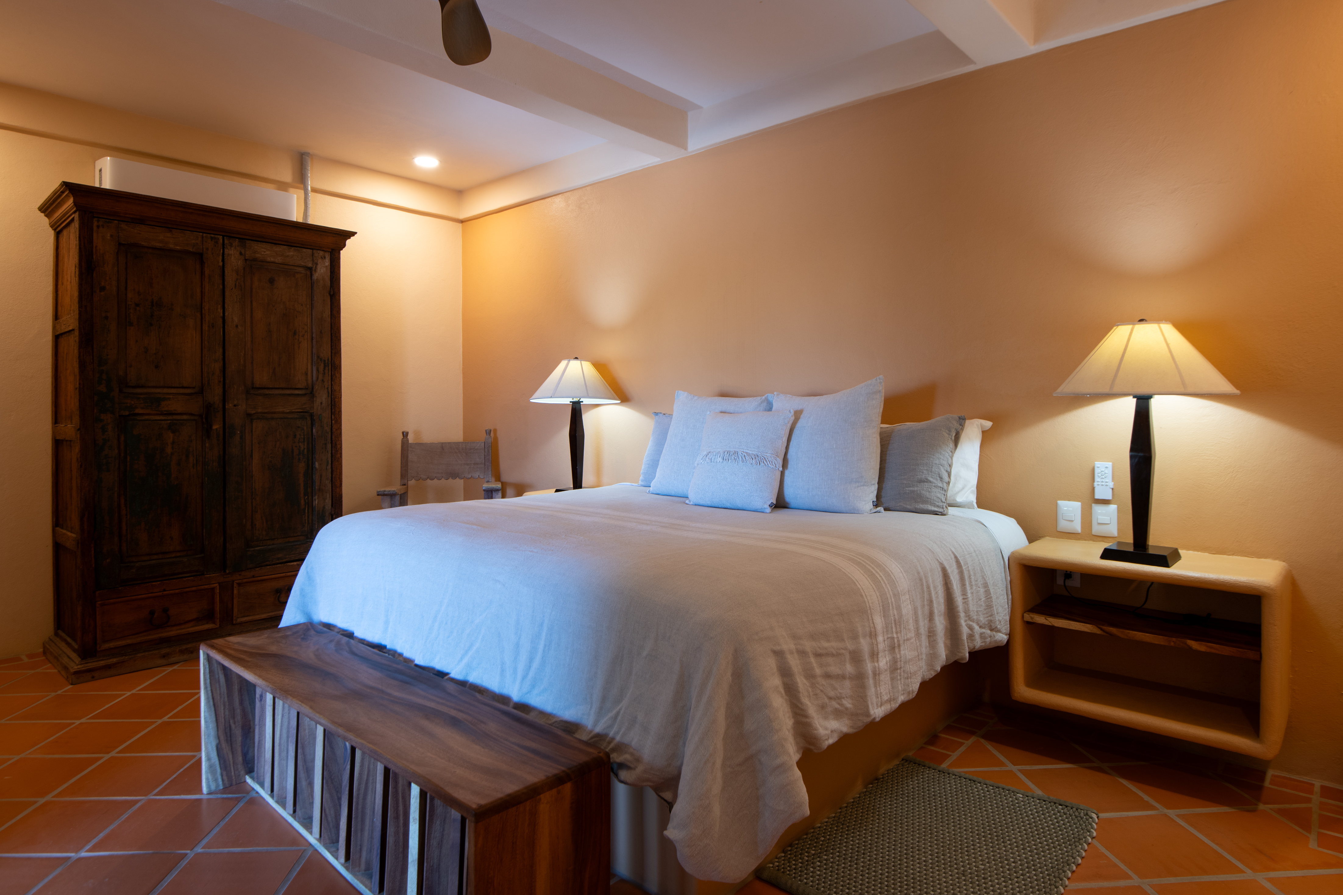 Spacious 4-Bedroom Villa with Pool & Ocean Views in La Punta