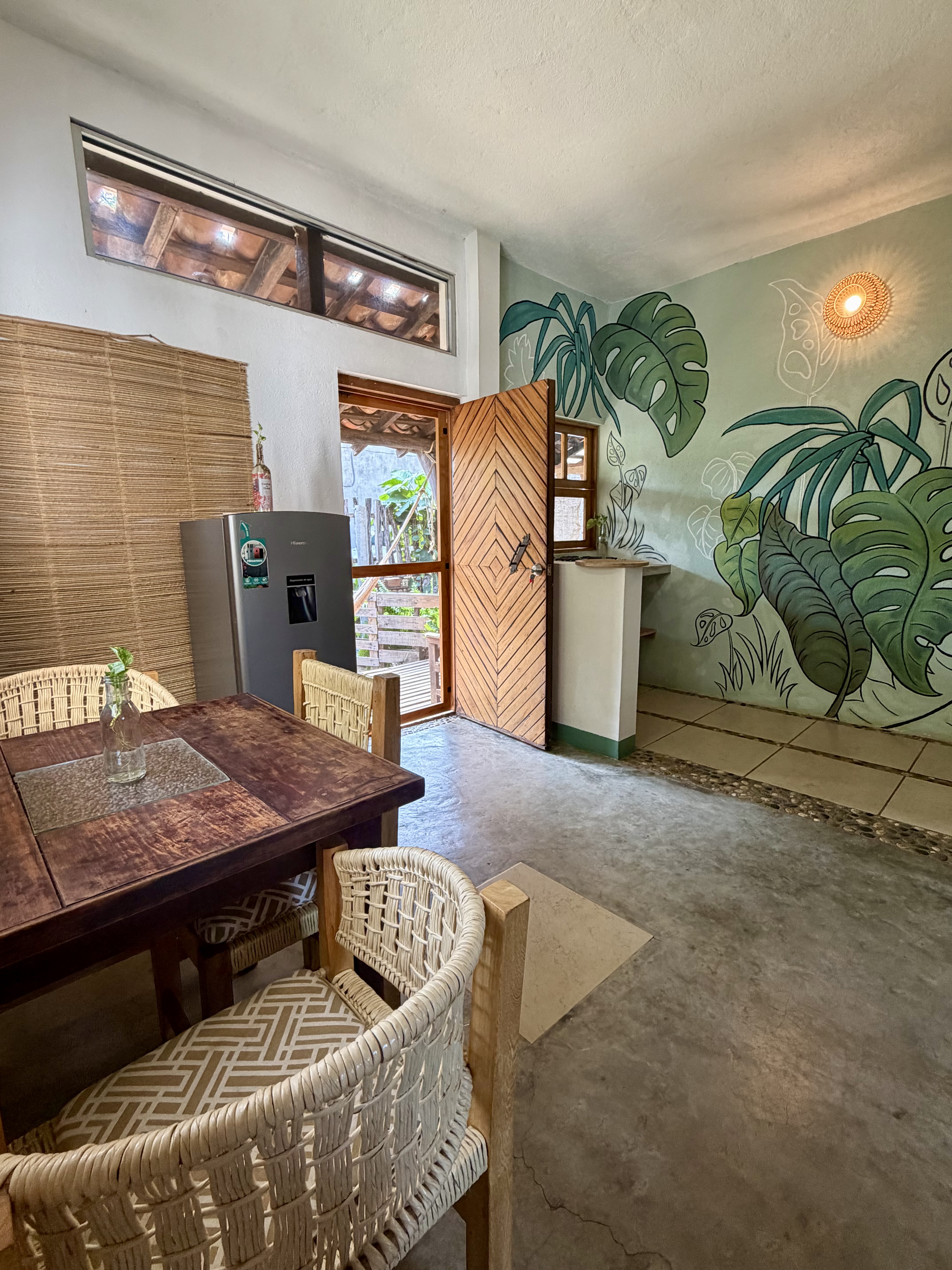 Cosy apartment only 4 walking minutes from the beach La Punta Zicatela