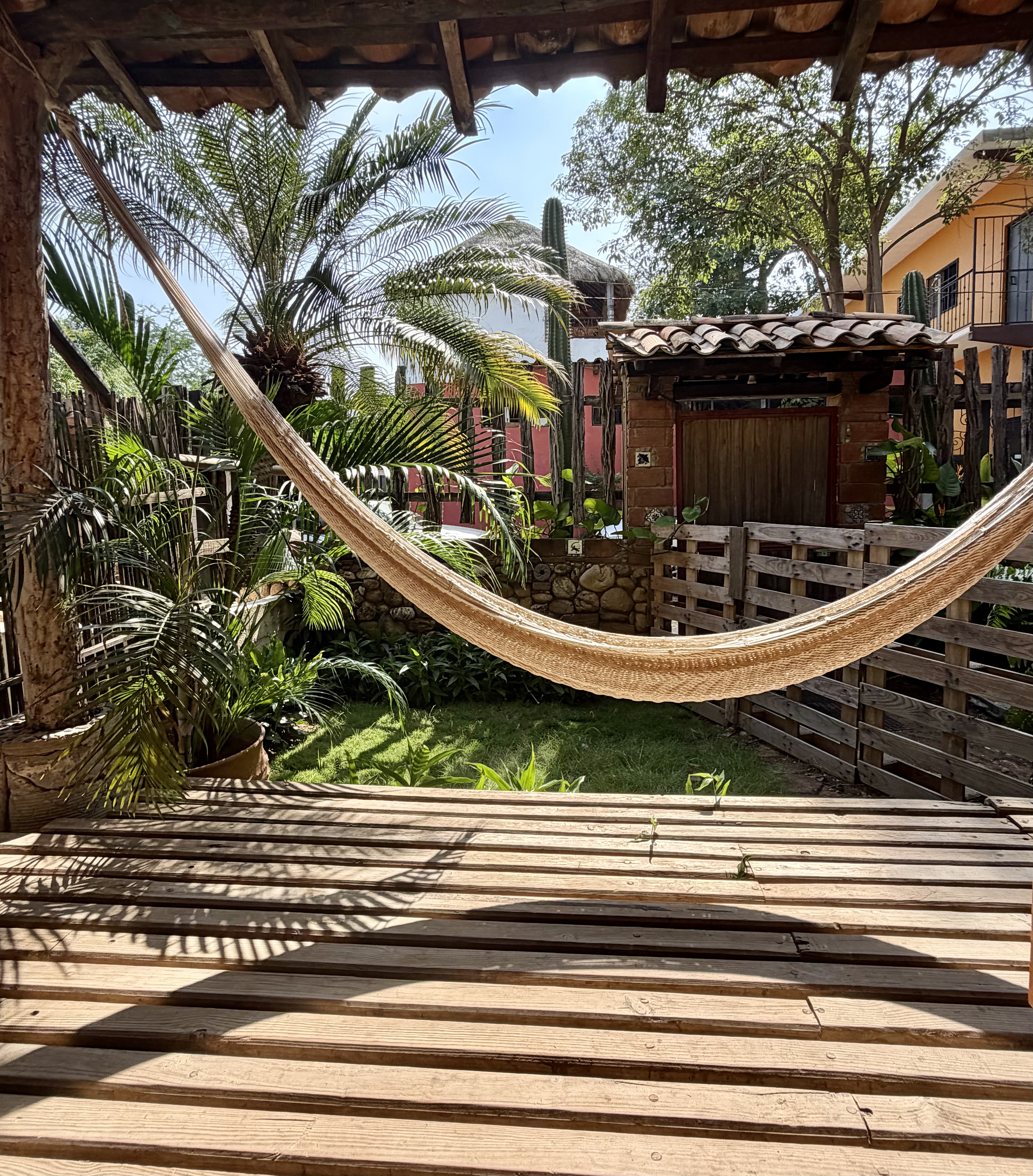 Cosy apartment only 4 walking minutes from the beach La Punta Zicatela