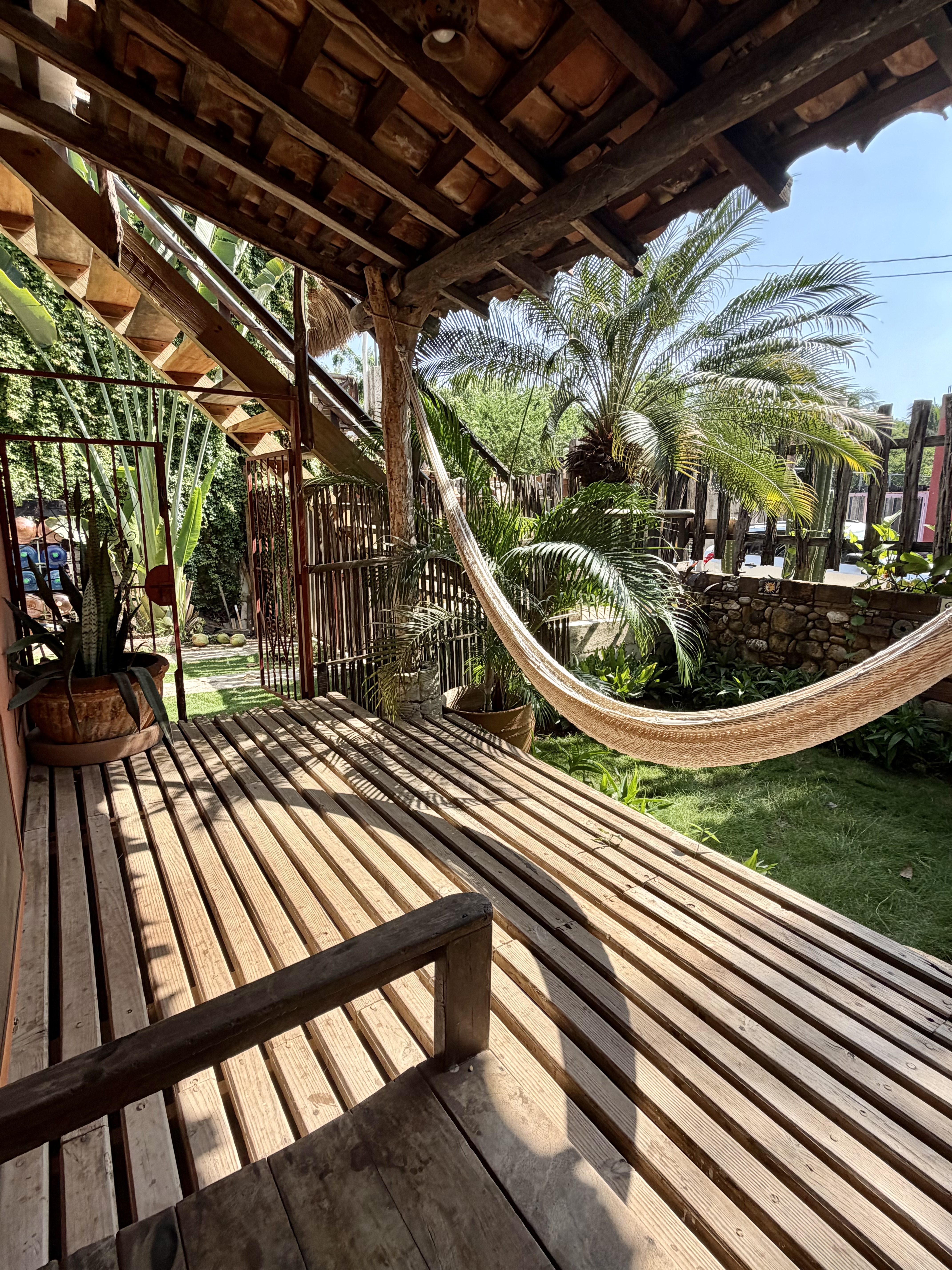 Cosy apartment only 4 walking minutes from the beach La Punta Zicatela