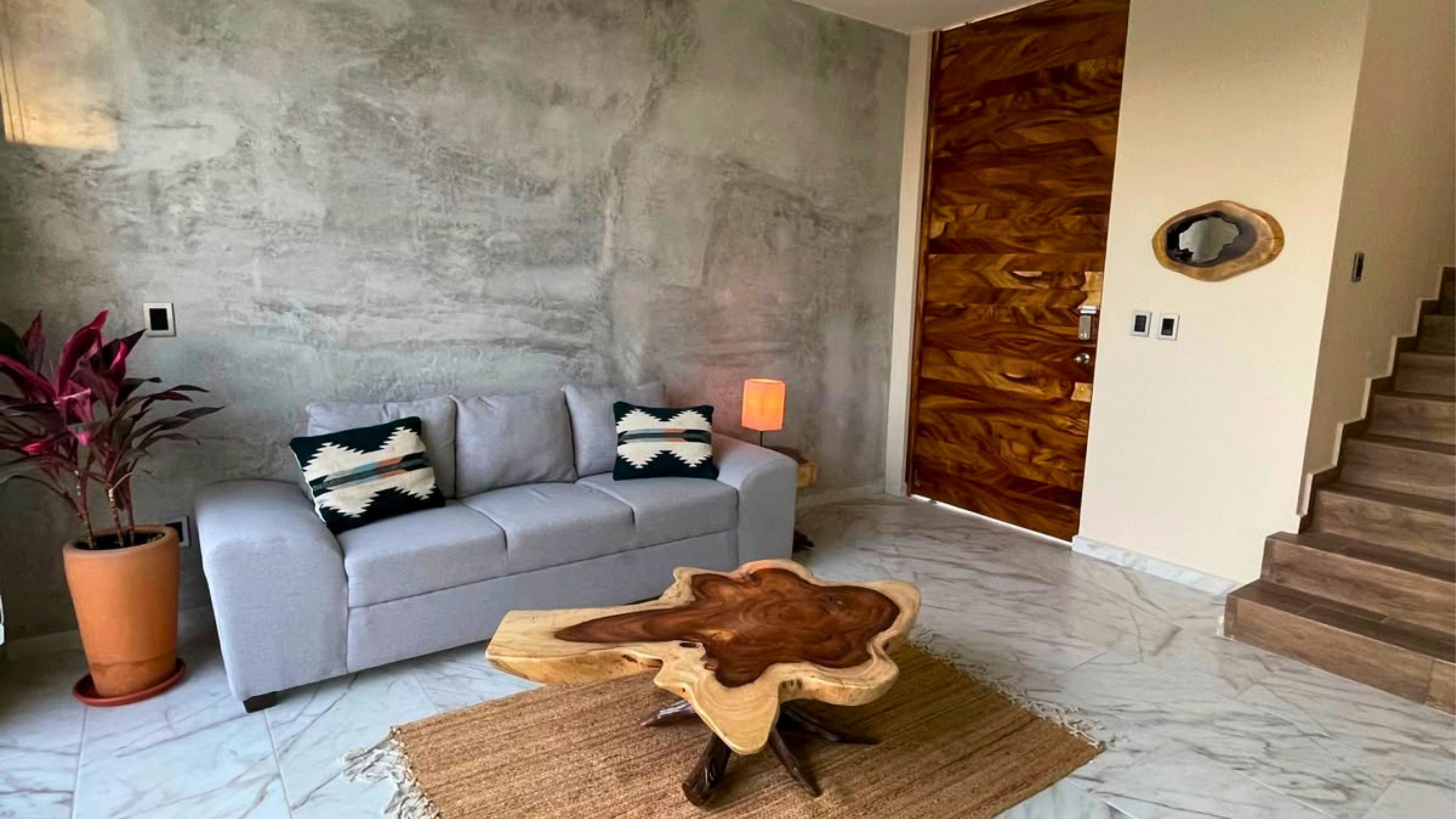 Modern house with private pool - 10 minutes walk from the beach
